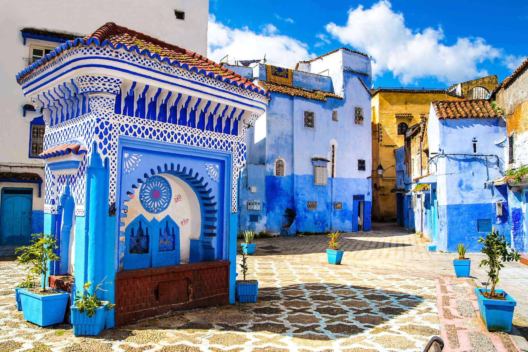 15 days Morocco shared group tour from Casablanca to discover the highlights of Morocco