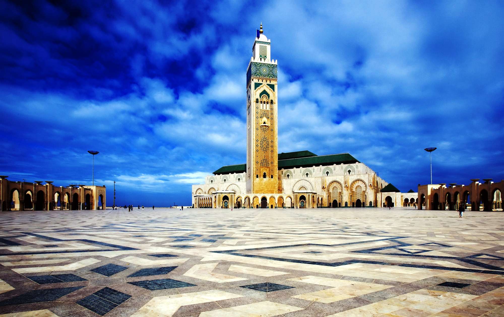 13 days exclusive Morocco packaged tour from Casablanca to discover the real Morocco